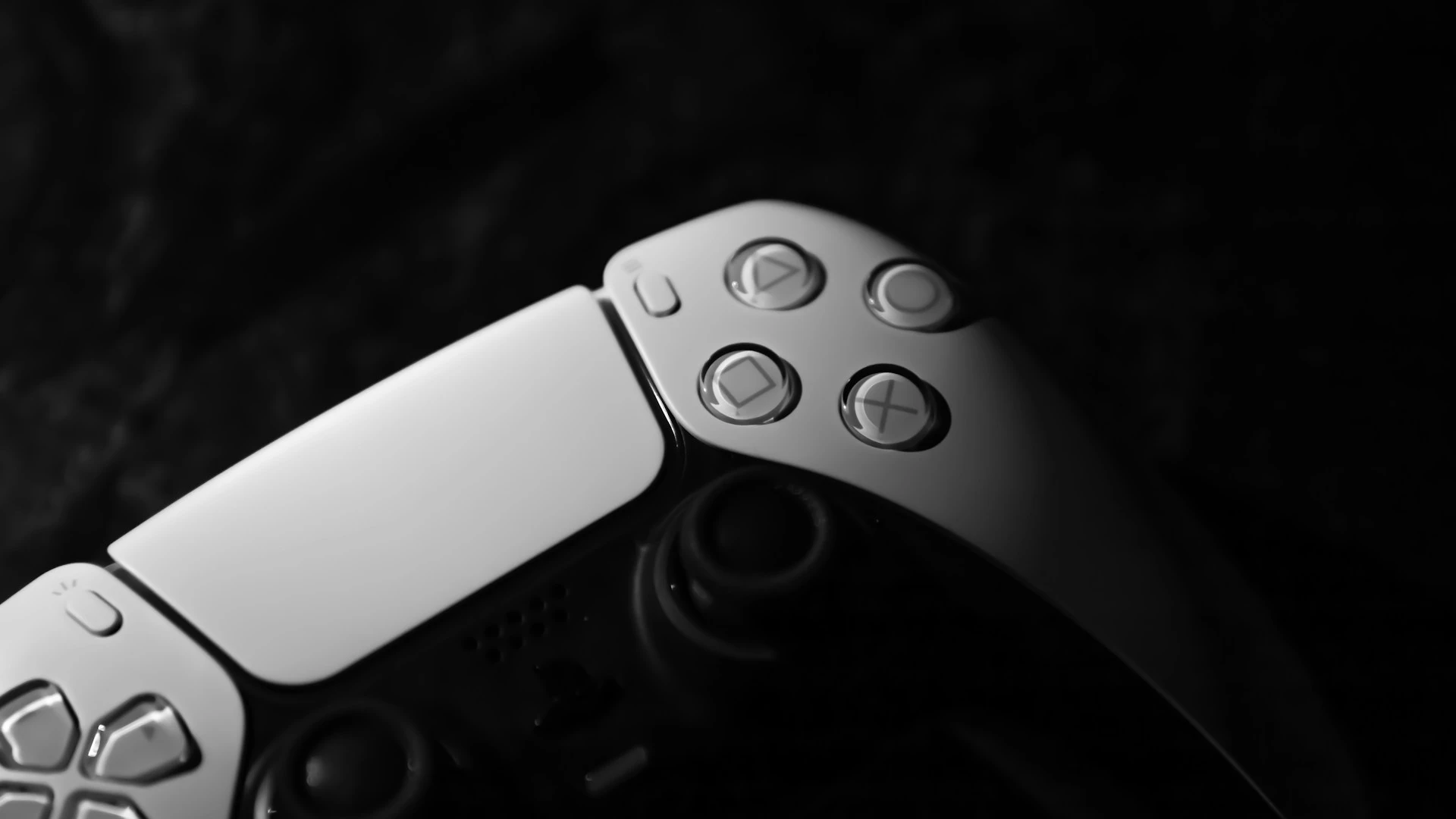 سوني تطلق قنوات تلفزيونية ومحتوى مجاني عبر PS5 يدعم الإعلانات